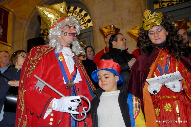parade-lumineuse-042.jpg - La Reine Moutelle et le Roi Cabache